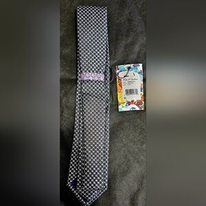 ROBERT GRAHAM TIE SILK/ METALLIC NEW WITH TAGS. PRICE $85